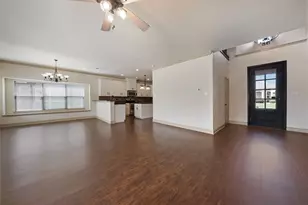 2058 Sundown Dr, Little Elm, TX 75068 - Photo 4
