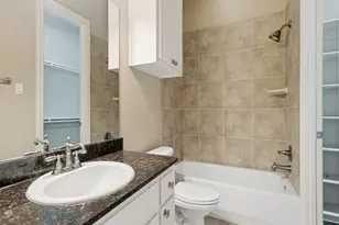 4304 Tree House Ln, Corinth, TX 76208 - Photo 16