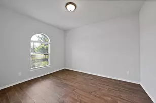 1338 Winding Hollow Dr, Grand Prairie, TX 75052 - Photo 12