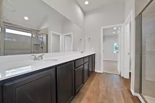 1338 Winding Hollow Dr, Grand Prairie, TX 75052 - Photo 34