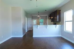 673 Copenhavr St, Pilot Point, TX 76258 - Photo 6
