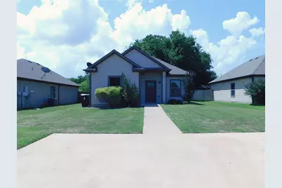 673 Copenhavr Street, Pilot Point, TX 76258 - Photo 2