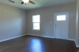 673 Copenhavr St, Pilot Point, TX 76258 - Photo 4