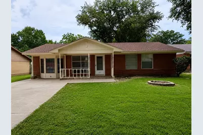 517 Cherry Lane, Ennis, TX 75119 - Photo 1