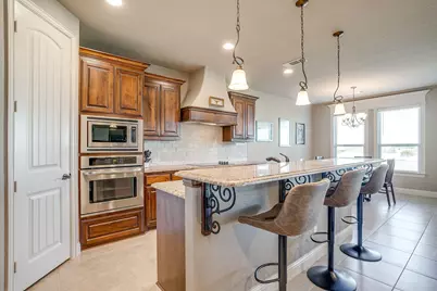 105 Legacy Downs Drive, Fort Worth, TX 76126 - Photo 8