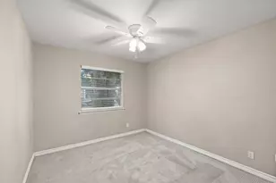 2015 Roberts Dr, Granbury, TX 76048 - Photo 8