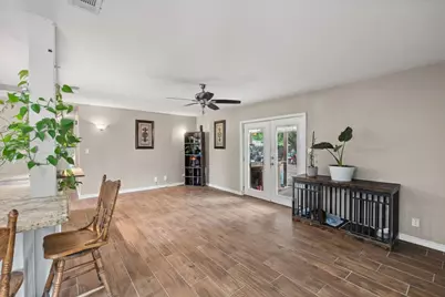 2015 Roberts Drive, Granbury, TX 76048 - Photo 4