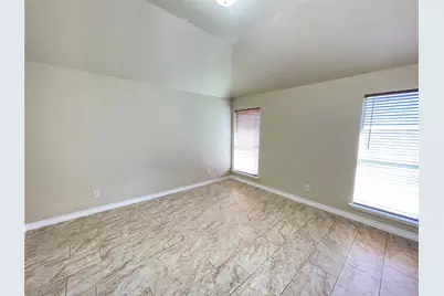 1253 Rosedale Springs Lane, Fort Worth, TX 76134 - Photo 14