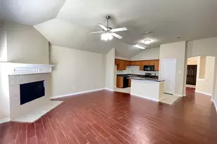 1253 Rosedale Springs Ln, Fort Worth, TX 76134 - Photo 12