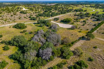 1034 Hidden View Court, Glen Rose, TX 76043 - Photo 4