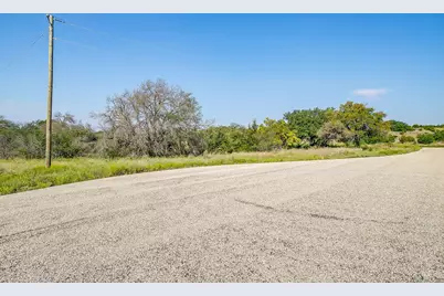 1034 Hidden View Court, Glen Rose, TX 76043 - Photo 14