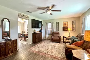 403 Cooper St, Rosser, TX 75157 - Photo 4