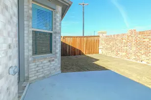14017 Earlham St, Pilot Point, TX 76258 - Photo 24