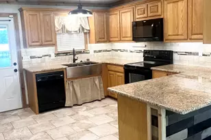 510 Murchison St, Farmersville, TX 75442 - Photo 6