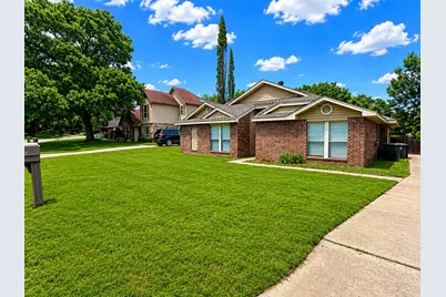 5505 Oak Brook Road, Arlington, TX 76016 - Photo 2