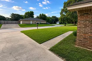 5505 Oak Brook Rd, Arlington, TX 76016 - Photo 4
