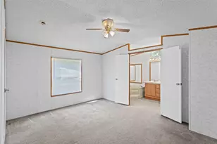 1321 Phoenix Ct, Granbury, TX 76048 - Photo 16