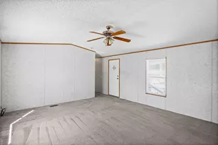 1321 Phoenix Ct, Granbury, TX 76048 - Photo 6