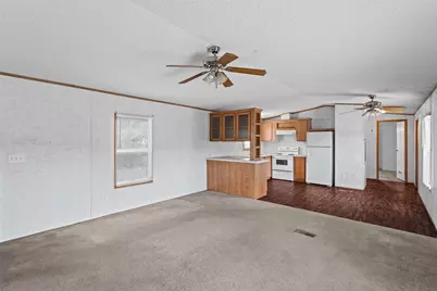 1321 Phoenix Court, Granbury, TX 76048 - Photo 8