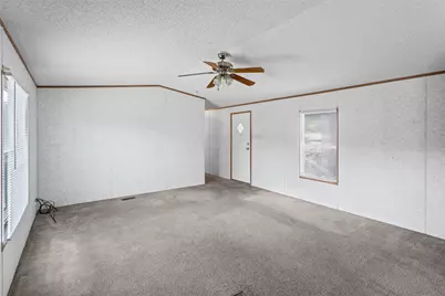1321 Phoenix Court, Granbury, TX 76048 - Photo 6