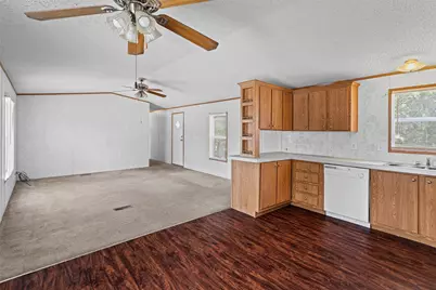 1321 Phoenix Court, Granbury, TX 76048 - Photo 12