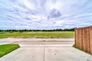 1144 Western Yarrow Ave, Justin, TX 76247 - Photo 32