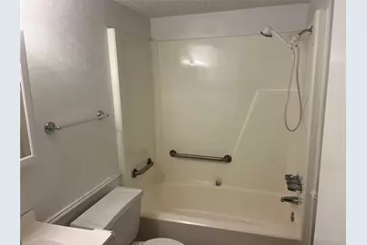 316 E White Street, Pilot Point, TX 76258 - Photo 8
