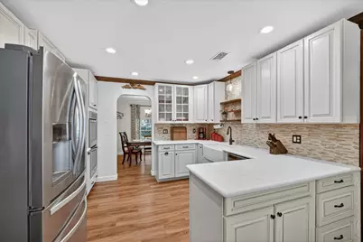 2214 Ravinia Drive, Arlington, TX 76012 - Photo 6