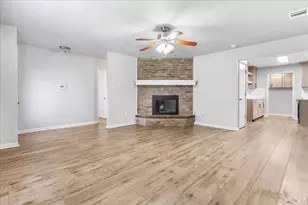 3714 Lasalle Dr, Arlington, TX 76016 - Photo 4