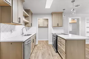 3714 Lasalle Dr, Arlington, TX 76016 - Photo 6