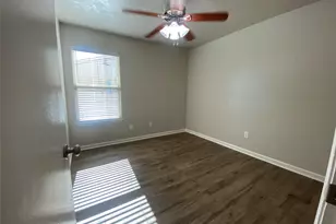 3714 Lasalle Dr, Arlington, TX 76016 - Photo 6