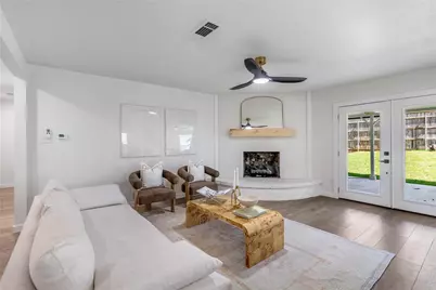 524 Circleview Drive N, Hurst, TX 76054 - Photo 4