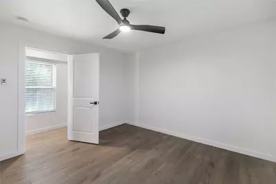 524 Circleview Drive N, Hurst, TX 76054 - Photo 24
