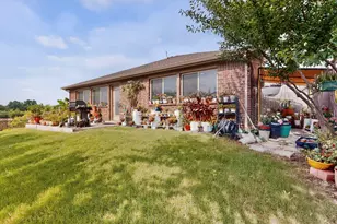 698 Langdon St, Lavon, TX 75166 - Photo 34