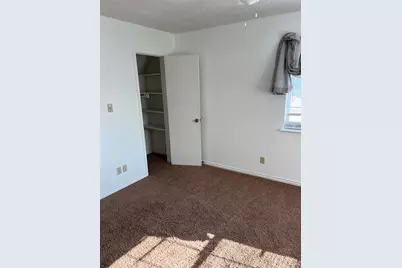 290 N Laramie Circle, Pilot Point, TX 76258 - Photo 8