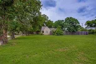 1226 Brunner Ave, Dallas, TX 75224 - Photo 1