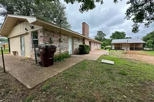 300 Pine St, Ore City, TX 75683 - Photo 6