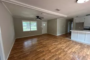 300 Pine St, Ore City, TX 75683 - Photo 8