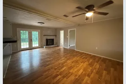 300 Pine Street, Ore City, TX 75683 - Photo 10