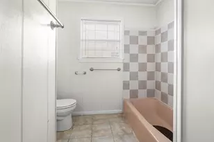 813 Truman St, Arlington, TX 76011 - Photo 12