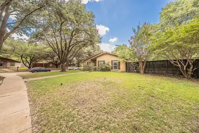 949 Arbor Downs Drive, Plano, TX 75023 - Photo 36