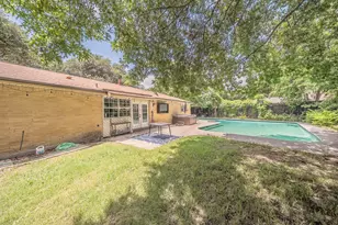 949 Arbor Downs Dr, Plano, TX 75023 - Photo 38