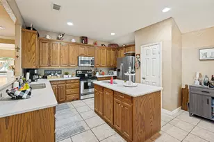 4717 Youpon St, Flower Mound, TX 75028 - Photo 8