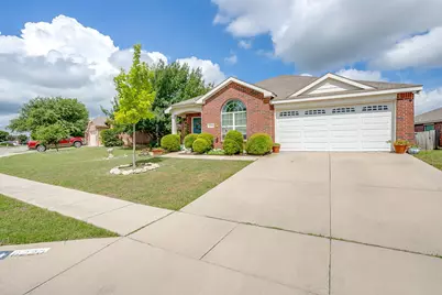 6220 Granite Creek Drive, Fort Worth, TX 76179 - Photo 2