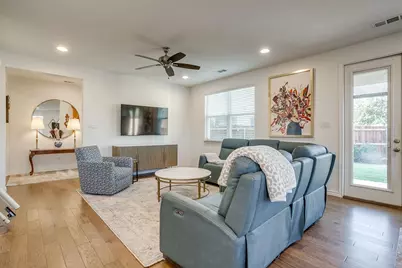 109 Crossroads Circle, Westworth Village, TX 76114 - Photo 8