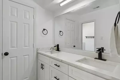 2405 Hanover Court, Rowlett, TX 75088 - Photo 14