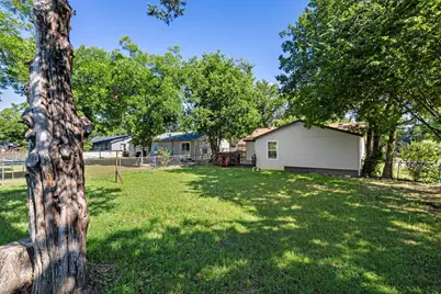 2006 E Cates Street, Bridgeport, TX 76426 - Photo 30