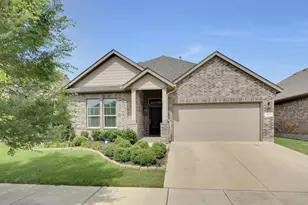 1513 Canary Ln, Argyle, TX 76226 - Photo 2