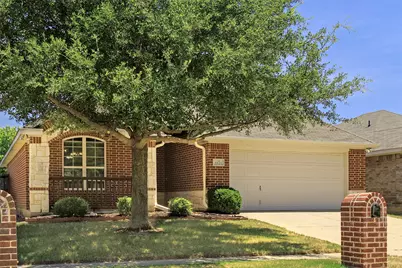 1521 Wickham Drive, Burleson, TX 76028 - Photo 2