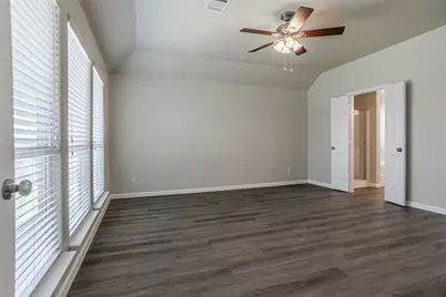 1521 Wickham Drive, Burleson, TX 76028 - Photo 12